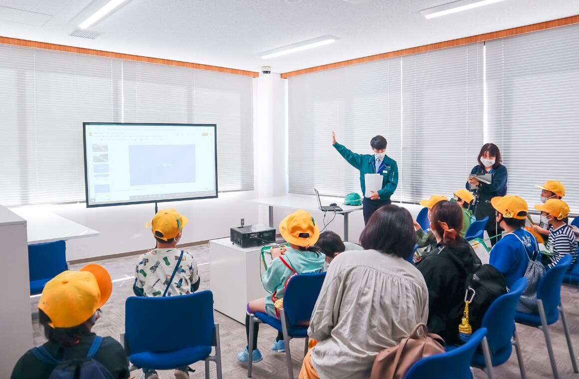 ( Community Relations )地域との取り組み