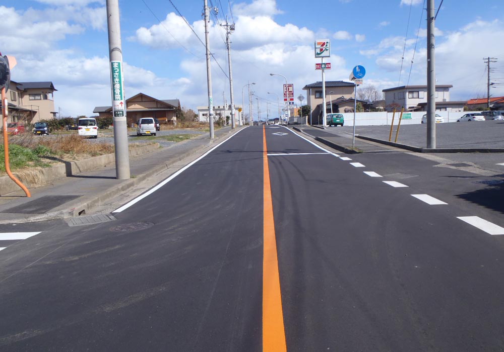 市道6004号線舗装