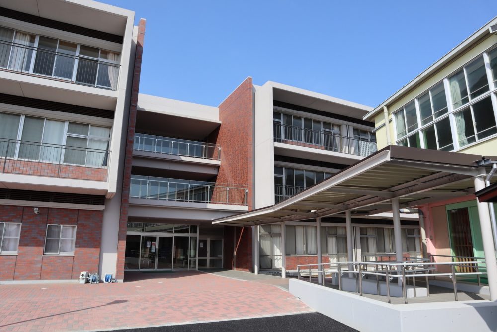 豊浦小学校校舎