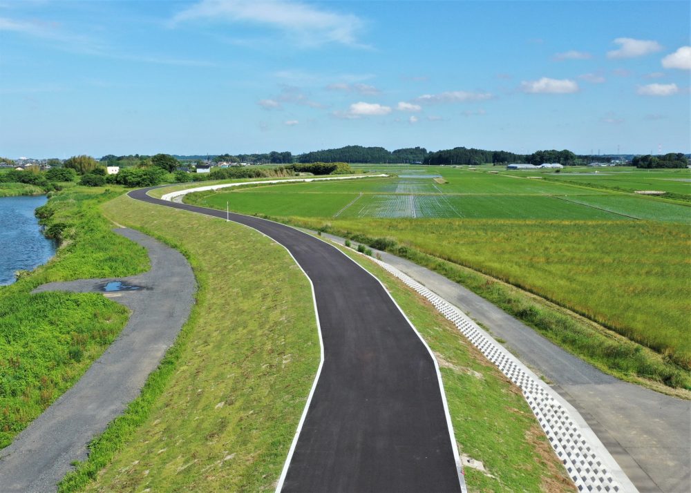 山田川堤防補強