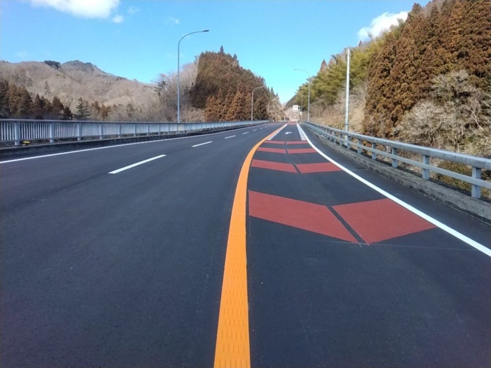 国道461号花貫大橋橋面舗装